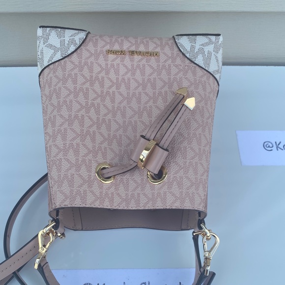 MK Mercer Gallery XS Convertible bucket Xbody Handbag - Picture 8 of 11